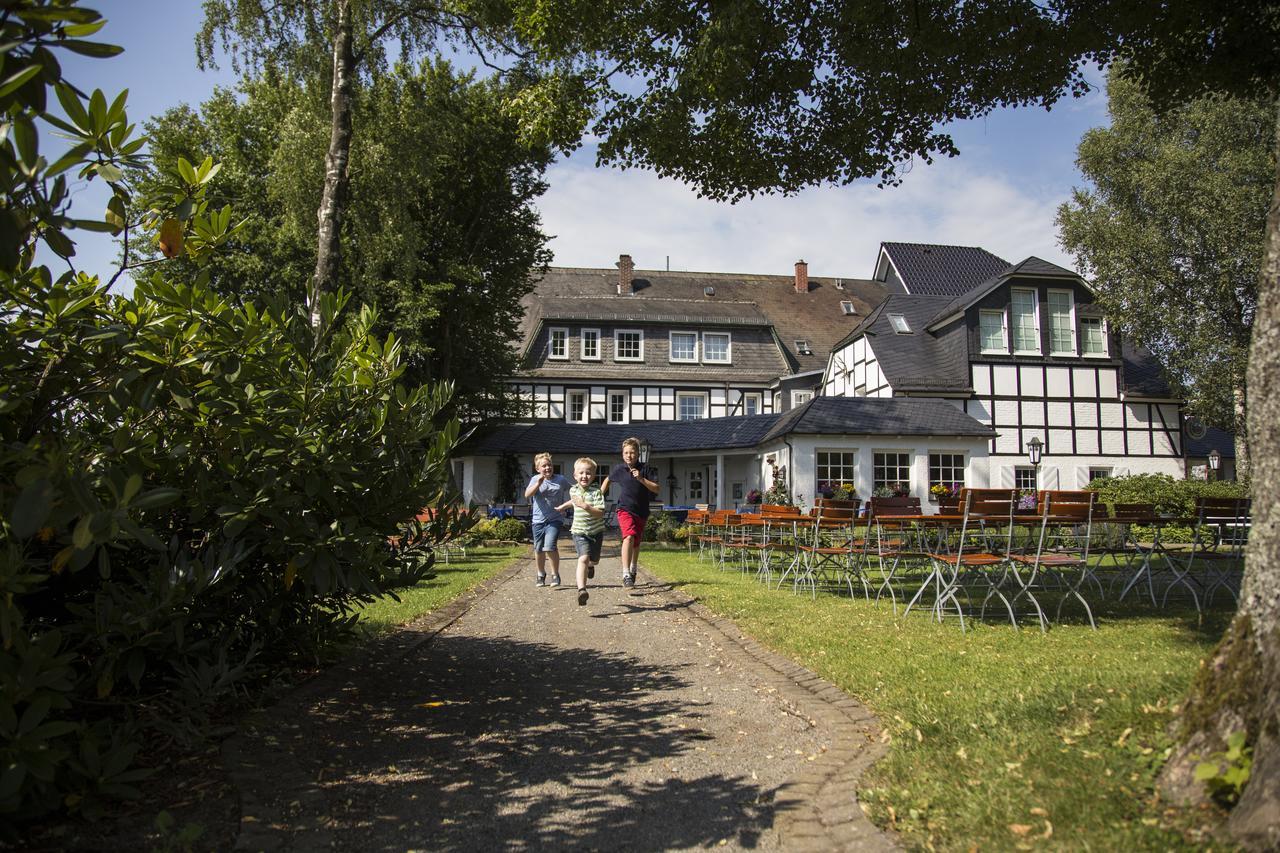 Hotel Waldhaus Foeckinghausen Bestwig Exterior photo