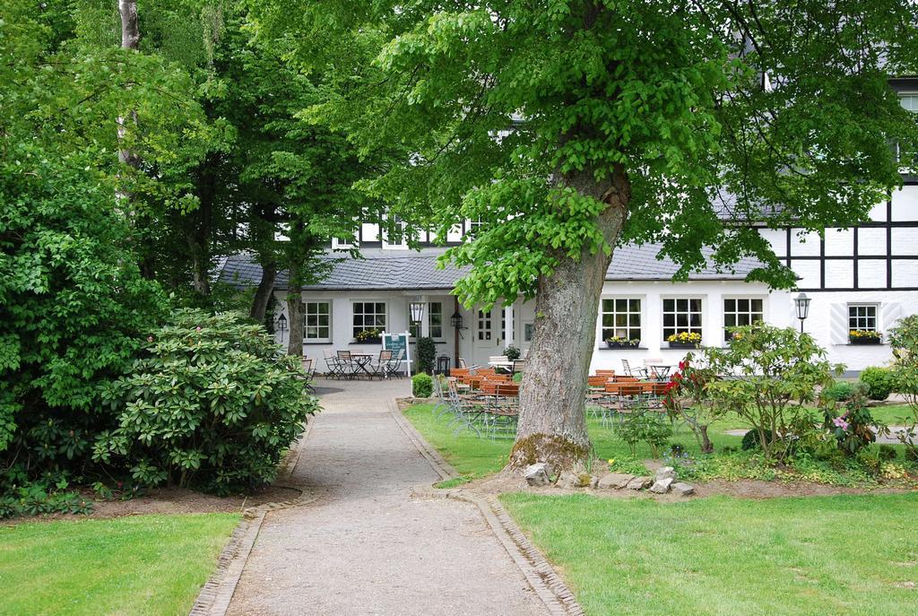 Hotel Waldhaus Foeckinghausen Bestwig Exterior photo
