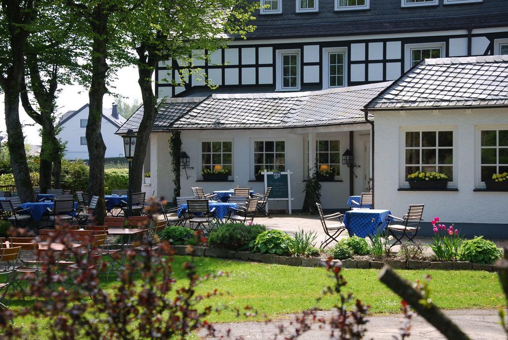 Hotel Waldhaus Foeckinghausen Bestwig Exterior photo